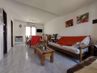 En Venta Dúplex de 3 Dormitorios Barrio Santa Genoveva, Neuquén Capital