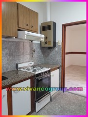 Se vende Casa 2 dorm. y Dpto. - Santa Cruz al 200 - Neuquén capital