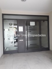 departamento en venta de 2 dormitorios en el edificio Bruno, ubicado en pleno centro, sobre calle San Martín 833, Cipolletti.