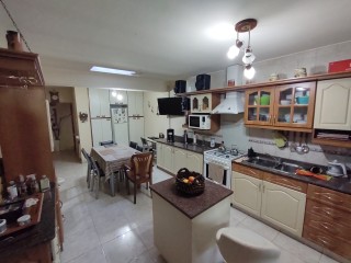 En Venta Casa 3 dorm / Patio / Quincho / Garage Doble / B° Centro Cipolletti