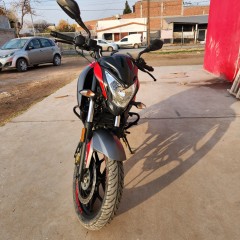 Moto Rouser NS200