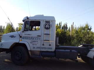 VENDO MERCEDES  BENZ 1633