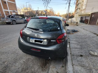 Vendo Peugeot 208 Feline 2019