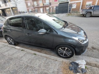 Vendo Peugeot 208 Feline 2019