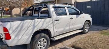 vendo hilux 2012 2.5