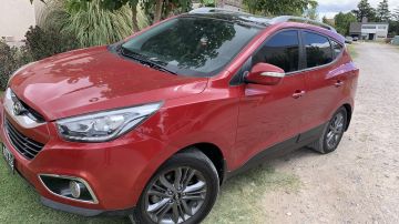 Vendo Hyundai Tucson 2015 gls premium