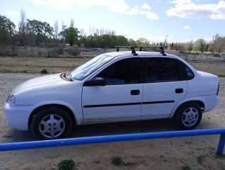 VENDO CORSA 2010