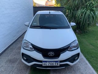 TOYOTA ETIOS XLS 2018