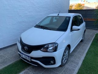 TOYOTA ETIOS XLS 2018