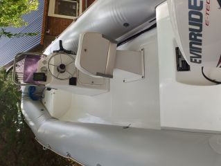 SEMIRIGIDO OLIMPIC MARINE 4.60 MOTOR EVINRUDE 60 HP