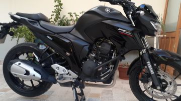 VENDO YAMAHA FZ 25   no permutas