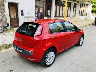 Fiat Punto essence unconect 1.6 16v 2016