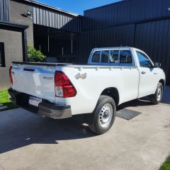 Toyota Hilux Dx Cabina Simple 4x4 2023