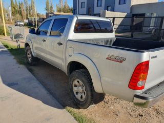 Hilux SR 2011 4x2