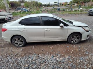 VENDO Citroen C4 1.6 thp tTendance caja aut. modelo 2014 (chocado).