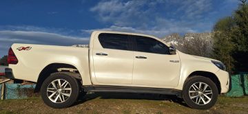 Hilux SRX 4X4