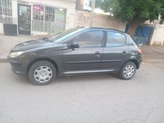 Peugeot 206 modelo 2012