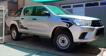 Toyota Hilux DX 4x4 modelo 2018