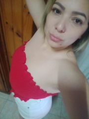 DOMINGO DISPONIBLE YA RUBIA EXUBERANTE