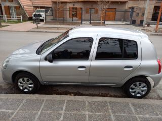 Vendo NO PERMUTO Clio 2014