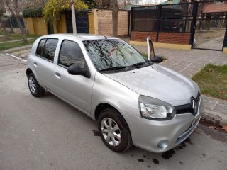 Vendo NO PERMUTO Clio 2014