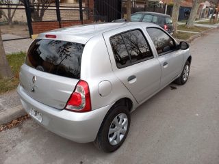 Vendo NO PERMUTO Clio 2014