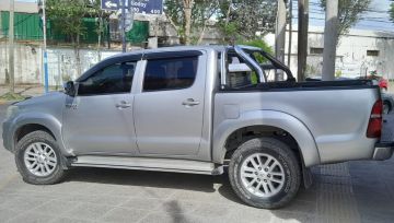 TOYOTA HILUX SRV 2015