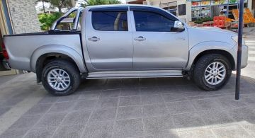 TOYOTA HILUX SRV 2015