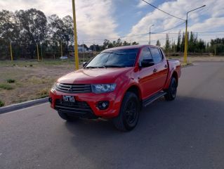 Mitsubishi L200 3.2 cr AT 170 cv