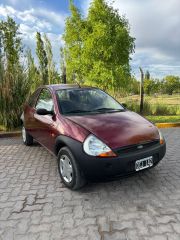 Vendo KA Año 2000 - Buen estado - 182.000 Km.