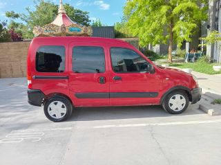 Vendo Permuto Kangoo Authentique Nafta 1.6 16v Modelo 2010 Papeles al dia y lista para transferir