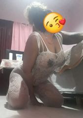 Sacame el moñito y coge tu regalito 299 628 0043 Hoy la pasamos rico bebé! Fotitos reales como te gusta bebé! Una bebota chiquitita, culona y tetona.