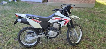 Vendo Honda Tornado XR 250 2019.