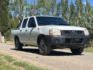 NISSAN NP 300