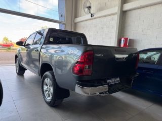 TOYOTA HILUX 4x4 D/C SR 2.8 TDI 6 M/T AÑO 2019 C/58.000 KM