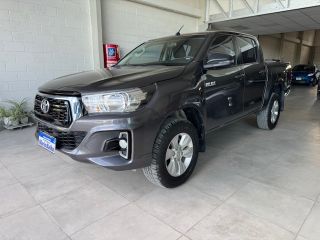 TOYOTA HILUX 4x4 D/C SR 2.8 TDI 6 M/T AÑO 2019 C/58.000 KM