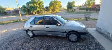 Vendo Peugeot 306 xr Nafta