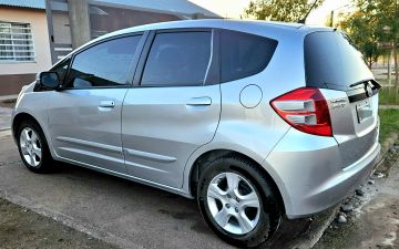 VENDO HONDA FIT 2010 IMPECABLE