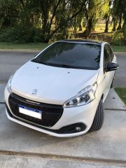 PEUGEOT 208 1.6 GT THP