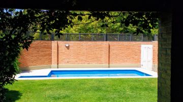 En Venta Casa Nivel Gerencial 3Dorm - Piscina - B° Jardines Del Rey - Neuquén