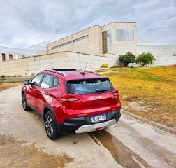 VENDO / PERMUTO / FINANCIO CHEVROLET TRACKER PREMIER 2021