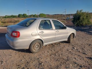 FIAT SIENA NAFTA 1.8 HLX 2007 (NO TAXI)