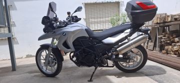 vendo bmw f650 gs motor 800 cc , modelo 2010 , POR PERMUTAS O DESCUENTOS NO LLAMES !!!!