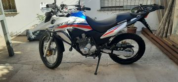 vendo honda xre 300 rally modelo 2022