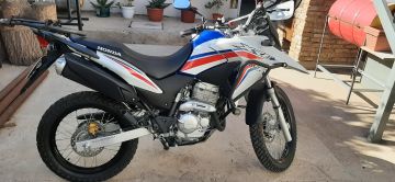 vendo honda xre 300 rally modelo 2022