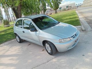 Vendo Solo vendo de Contado Suzuki fun nafta 1.0 modelo 2006 Listo para transferir