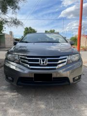 Vendo Honda City 2014 full cuero AT