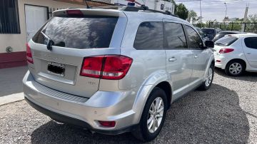 Dodge Journey 2.4 SXT Full, 7 asientos, muy buena!