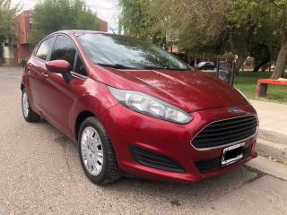 Ford Fiesta 1.6 S, mod 2015, excelente estado!