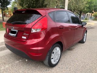 Ford Fiesta 1.6 S, mod 2015, excelente estado!